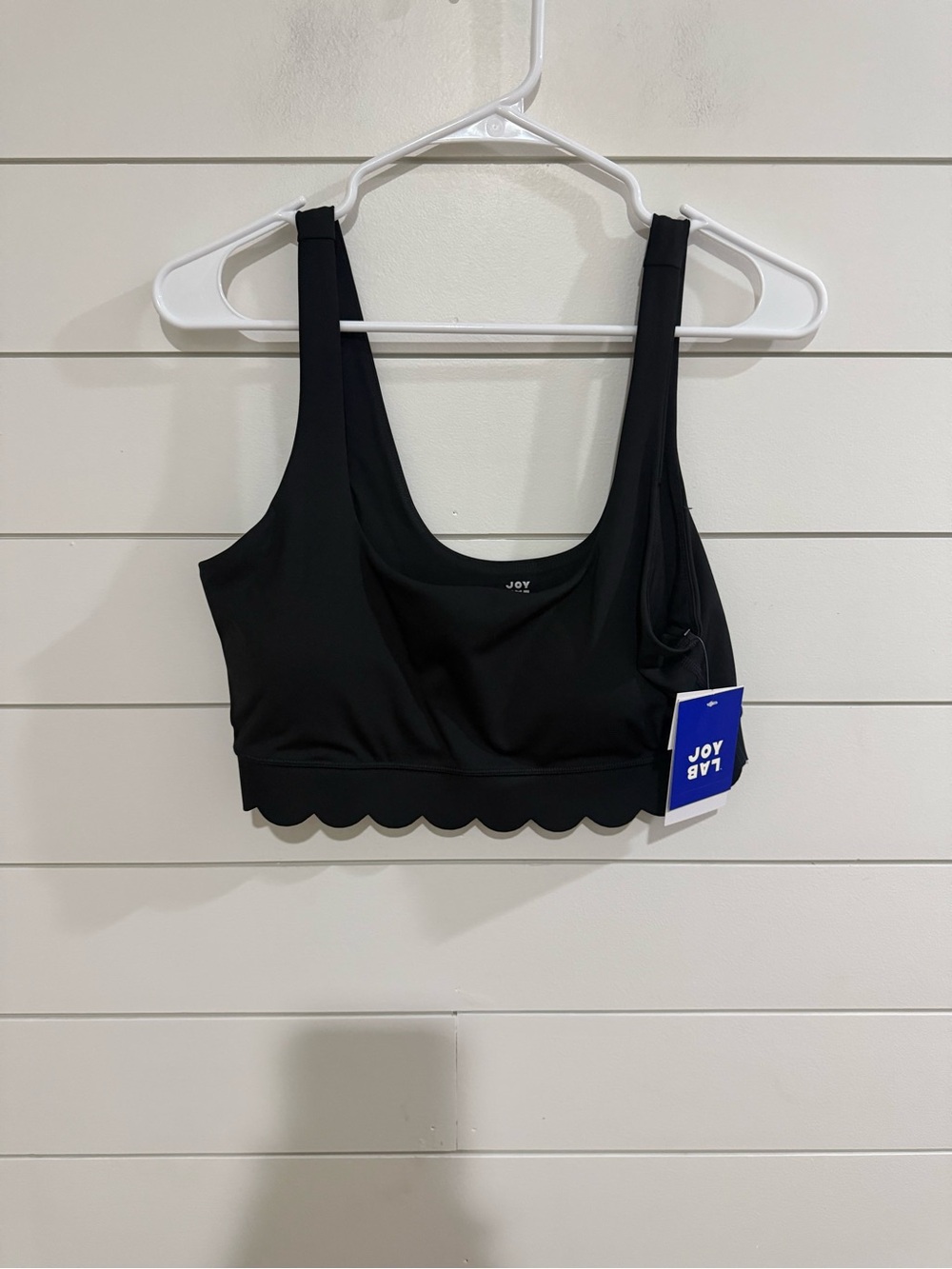 JoyLab Black Scallop-Hem Sports Bralette